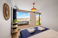Monnas Suite - Kitchens