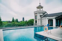 Silk Commerce Clubhouse - Luxury