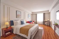 M Village Premier Hotel Xuan Huong Lakeside, a brand of Modern Village Lifestyle - Bar