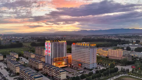 Turks Hengtong International Hotel - 5 estrellas