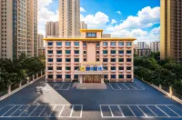 HanTing Express Hotel (Qingdao Golden Beach University of Technology) โรงแรมในโซนพัฒนาเศรษฐกิจและเทคโนโลยีฮวงเต่า