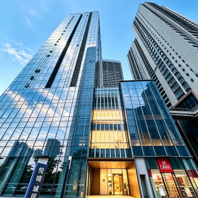 Premier Hotel (Zhuhai Gongbei Port Zhuhai Station Branch) Hotel in zona Pinhu Qiuyue