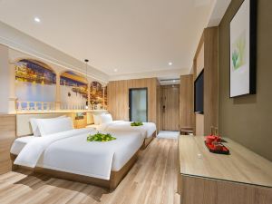 Nature Wake Spring Hotel (Shuyang Cangzhou Wenfeng Park Branch)