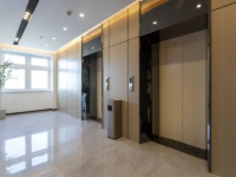 Huaji Wenyue Hotel (Weifang Minzhu Street North High-speed Railway Station) Hoteles en Weifang