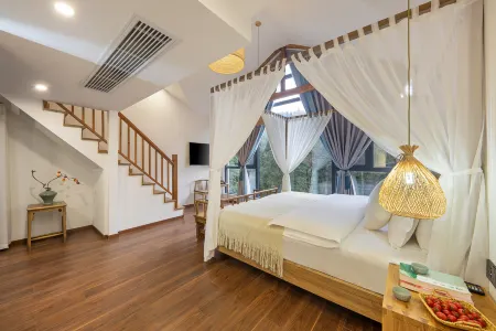 Floral Lux Hotel · Lushan Milanyinju Hotel Отели рядом с достопримечательностью «Haihuizhen»