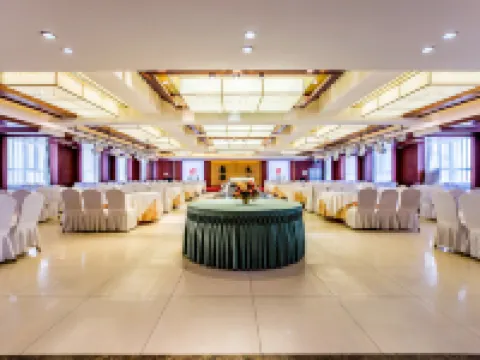 豊寧ホテル（県役所） 豊寧のホテル