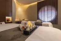 SUN & MOON, Riverside Hotel - Spa