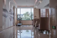 Fuying Hotel (Baoshan Station Wuzhou International Plaza) - Gym