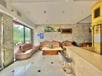 Xiangyun Longtai Business Hotel - Pet friendly