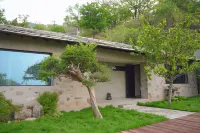 Ninan Shanju Private Hot Spring Homestay Hotels near Fangshan Global Geopark