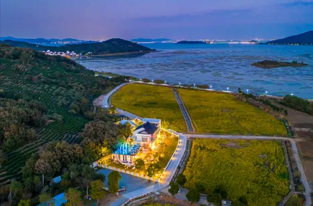 Suzhou Manxin Island Homestay Отели рядом с достопримечательностью «Zhili Ancient Village»