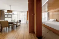 Chenlong 168 Hotel (Huaihua Railway Station Lvyuan) Отели рядом с достопримечательностью «Площадь Жан-Тянь»