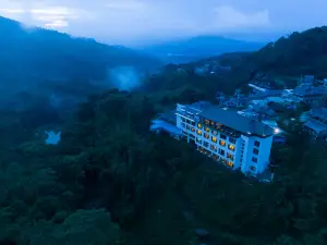 JiangLu Nannuoshan Mountain Inn