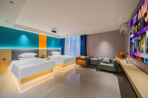 Huilai Huihai Four Seasons Apartment (Senior Village Branch) - balcony