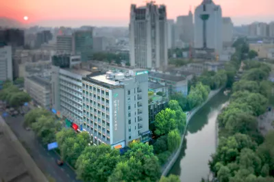 EBO Hotel(Hangzhou West Lake Wulin Square Store) Отели рядом с достопримечательностью «Площадь Вулин»