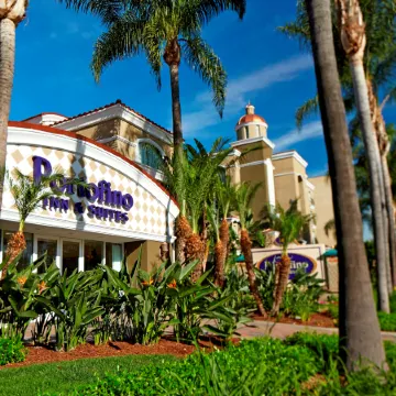 Anaheim Portofino Inn & Suites