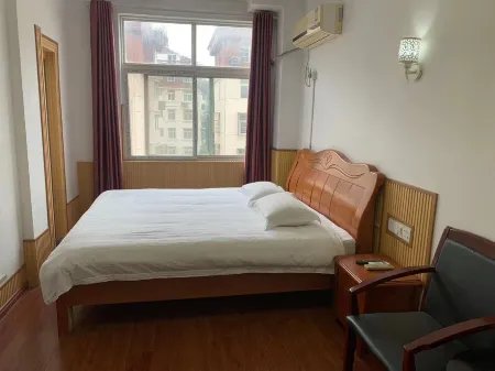 Yongxiu Xinrong Hotel Отели в г. Юнсю