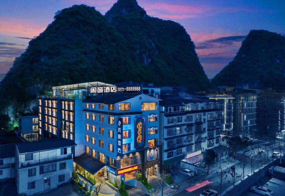 hotel overview picture