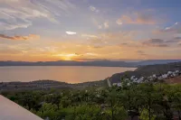 Fuxian Lake Shanyuhai Homestay (Chengjiang Sun Mountain Branch) - Balkon