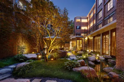 Chuanxing Yinli Hotel (Chengdu Kuanzhai Alley) Hotels near Renhe Spring Department Store