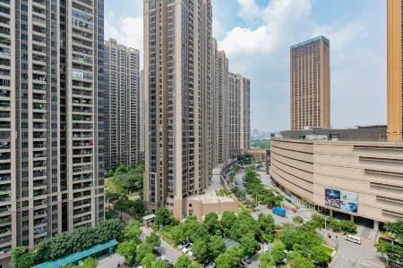 Pazhou Lijia Apartment (Guangzhou International Convention and Exhibition Center)