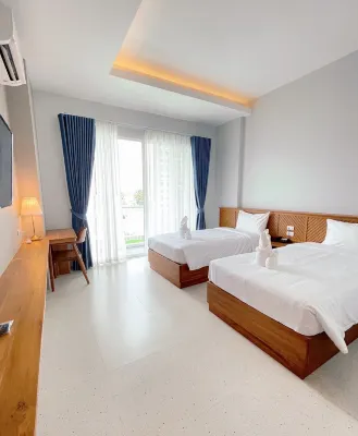 Choe Hotel Banbueng Hotels in Phanat Nikhom District
