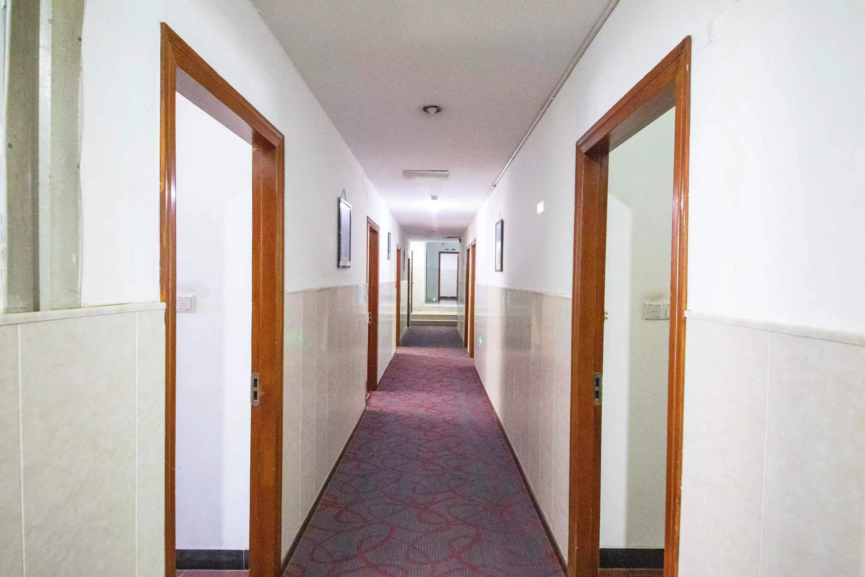 Shaoxing Jiajia Business Hotel (Lu Xun Hometown)Over view