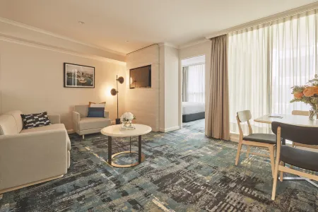 Rydges Darling Square Apartment Hotel, an EVT Hotel Отели рядом с достопримечательностью «The Cenotaph»