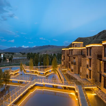Sangdeng Zhuba Star View Hotel