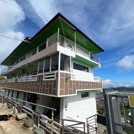 Wanay's Rocky Mountain Homestay