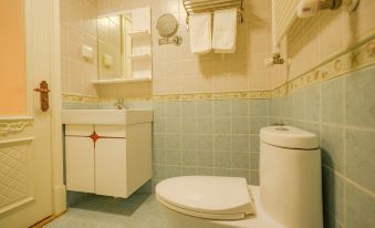 Qingdao Kaishan Yishu Homestay (Laoshan)