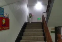 Ningbo Lu Ting Business Hotel Hotel in zona Siqin Pavilion (Tangguan Section)