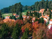 Spring City Golf & Lake Resort Hotels near Yincui Canyon