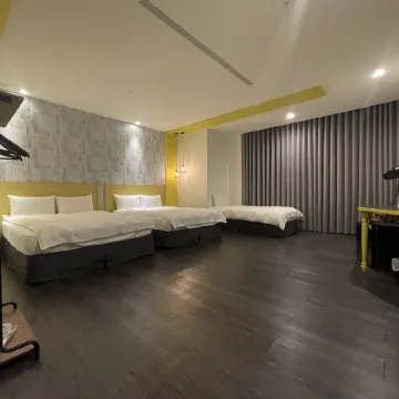 NingCui Business Hotel Отели рядом с достопримечательностью «Тай Чун Парк»