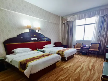 Junmei International Hotel (Jiangbin Cultural Square Branch)