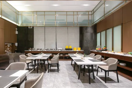 Me Young Me House Hotel (Shaodong High-speed Railway Station Binfen Huanqiucheng)