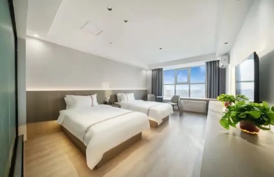 鳳台新合商務酒店（鳳台南站店）