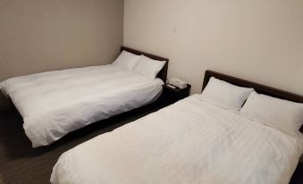 FLYCAT INN Ise