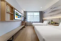 Waiting Hotel ( Zhenguang Road Subway Station) Hotels in Changfeng Park Area
