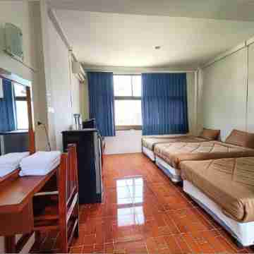 ปิยะพรฮิลล์ พาราไดซ์ Rooms