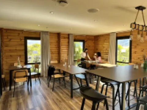 Haka House Hostels Aoraki Mt Cook