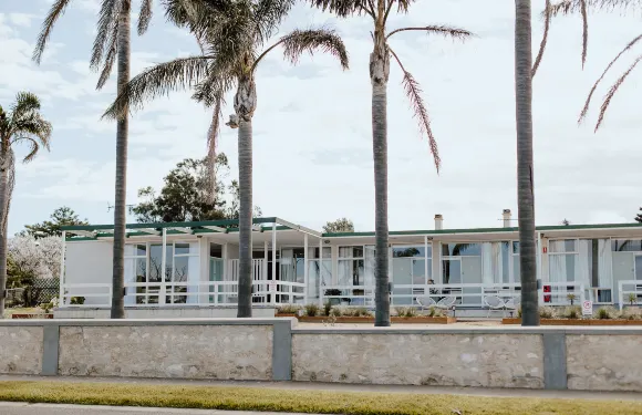 袋鼠島海景汽車酒店