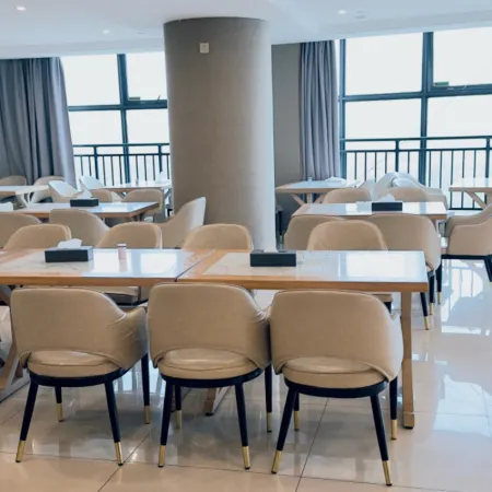 Vienna Hotel (Shaodong Chuangye New Village Zhaoyang Avenue Branch)