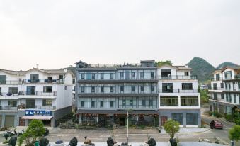 Yunxiang Pushu Inn