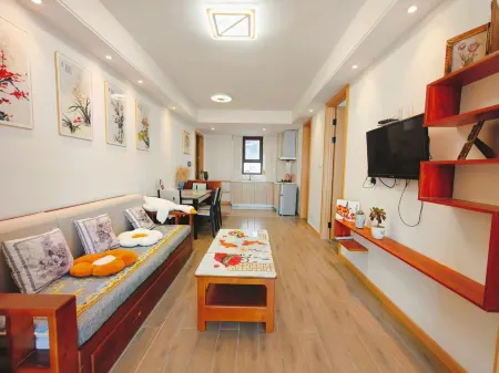 Liangge Seaview Holiday Homestay (Zhongnan Tangshanwan Branch)