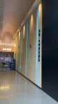 Yukai Xipan Audiovisual Hotel (Cuihu Park Branch, Nanping Pedestrian Street, Kunming) Hotels in First Affiliated Hospital of Kunming Medical University/Pan Jia Wan