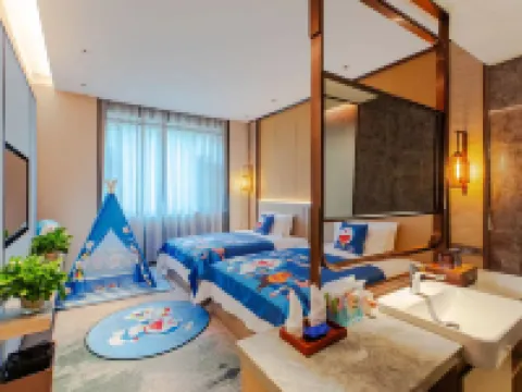 Tanchang Guan'e Howard Johnson Hot Spring Hotel Hotels near Eman Valley Glass Bridge