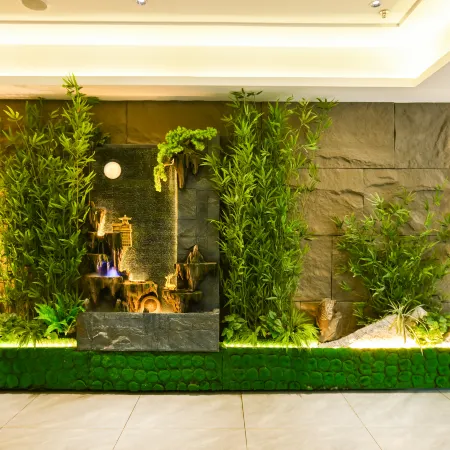 Yajiang Yuecheng Hotel
