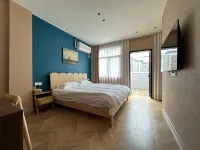 Shili Pingliu Xiaochu Homestay (Luojia Lane)