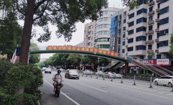 Zhuzhou Jiahe  Hotel (ShopHongqi Square)